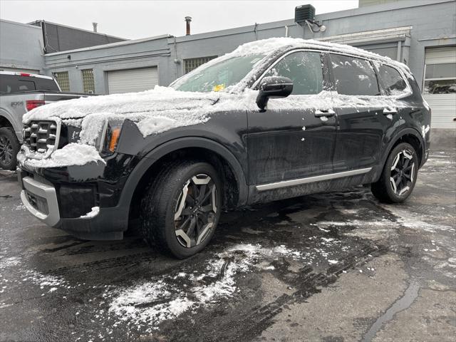 used 2023 Kia Telluride car, priced at $34,721