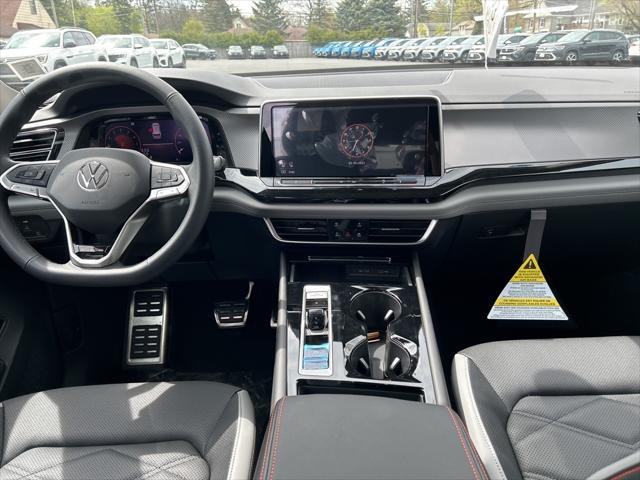 new 2025 Volkswagen Atlas car, priced at $48,951