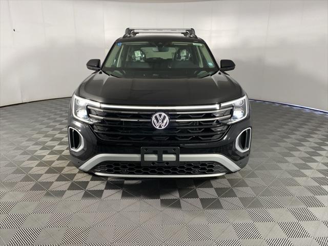 new 2024 Volkswagen Atlas car, priced at $51,201