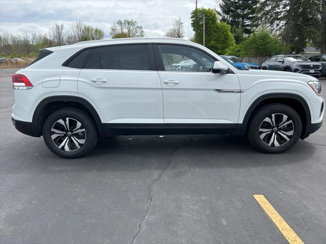 new 2025 Volkswagen Atlas Cross Sport car, priced at $41,741