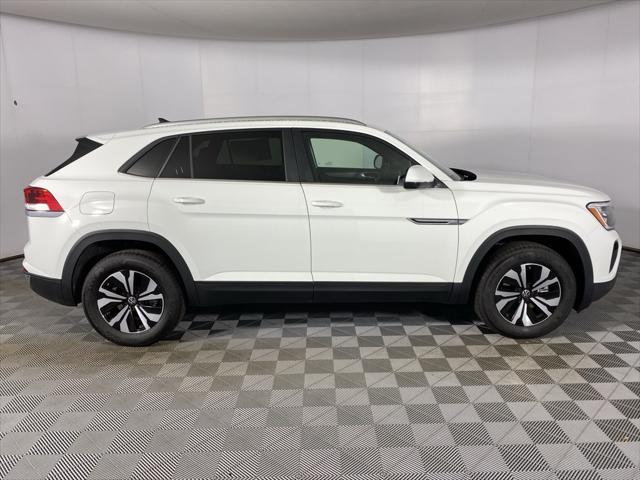 new 2025 Volkswagen Atlas Cross Sport car, priced at $41,741