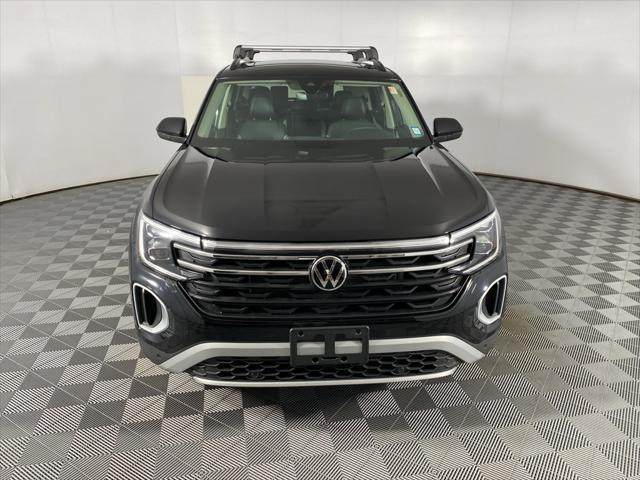 used 2024 Volkswagen Atlas car, priced at $41,906