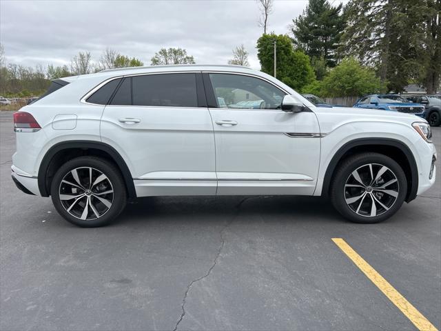new 2025 Volkswagen Atlas Cross Sport car, priced at $55,181