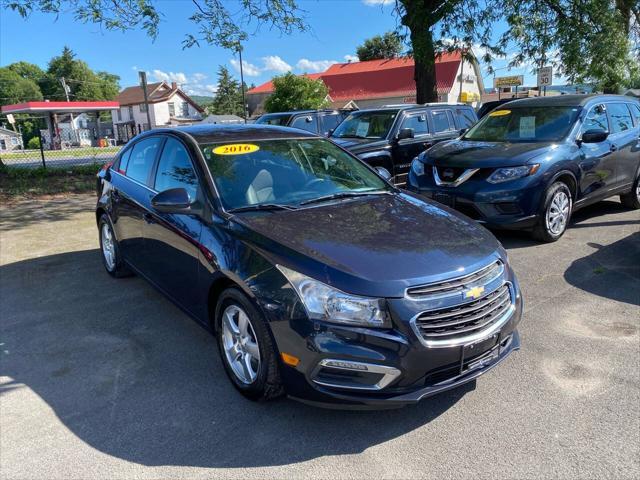 used 2016 Chevrolet Cruze Limited car, priced at $9,995