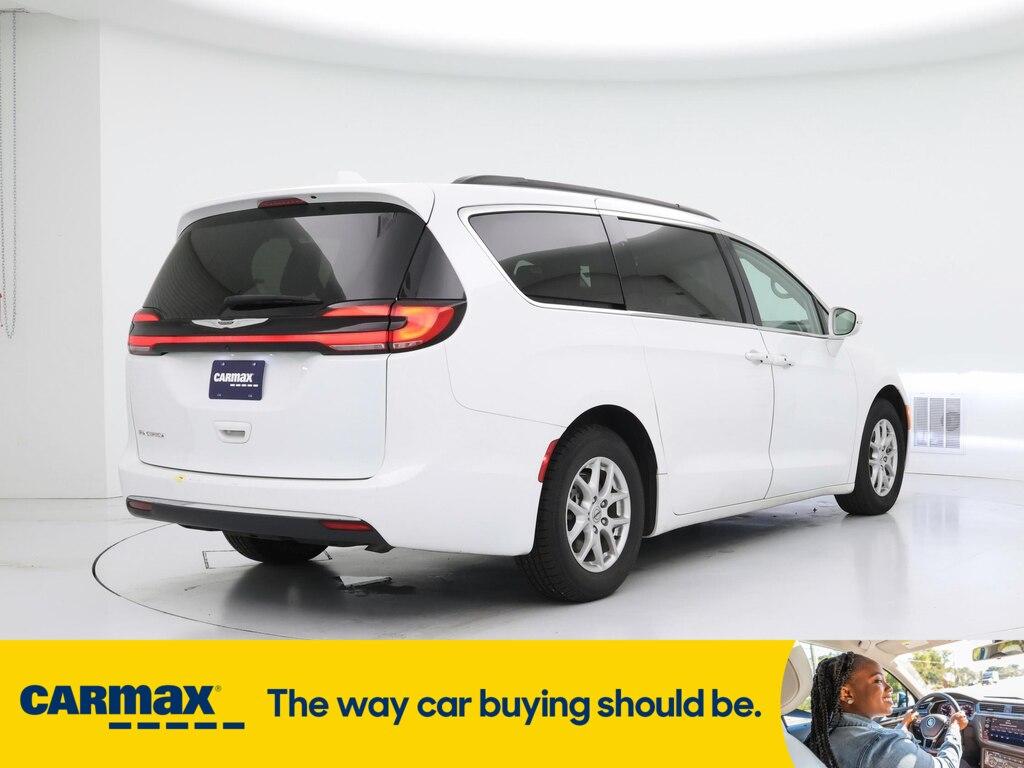 used 2022 Chrysler Pacifica car, priced at $24,998