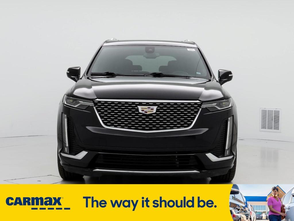 used 2021 Cadillac XT6 car, priced at $36,998