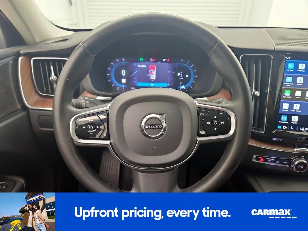 used 2023 Volvo XC60 car, priced at $32,998