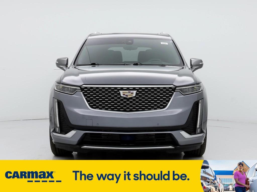 used 2021 Cadillac XT6 car, priced at $31,998