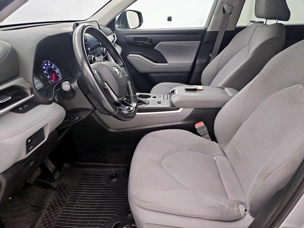 used 2021 Toyota Highlander car, priced at $26,998
