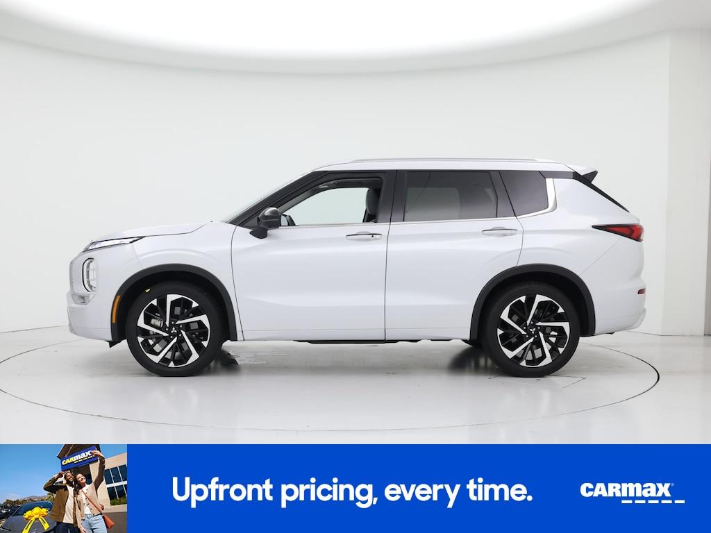 used 2024 Mitsubishi Outlander car, priced at $32,998