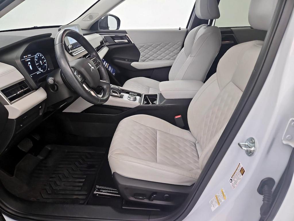 used 2024 Mitsubishi Outlander car, priced at $32,998