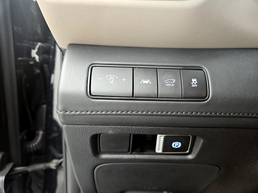 used 2022 Hyundai Santa Fe car, priced at $26,998