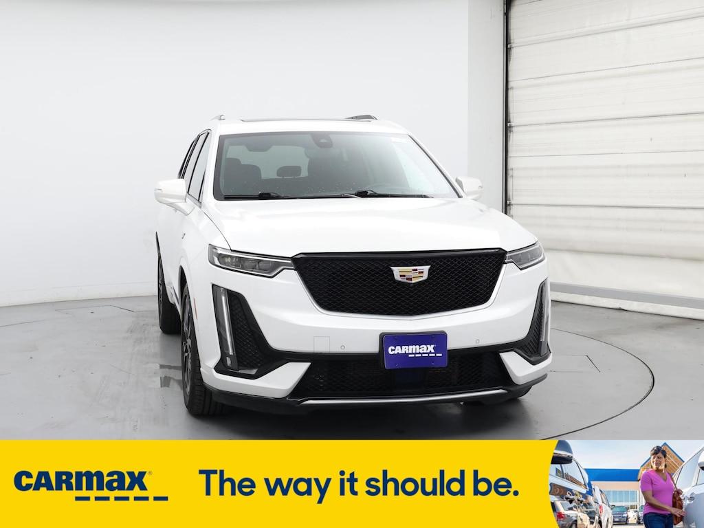 used 2021 Cadillac XT6 car, priced at $33,998