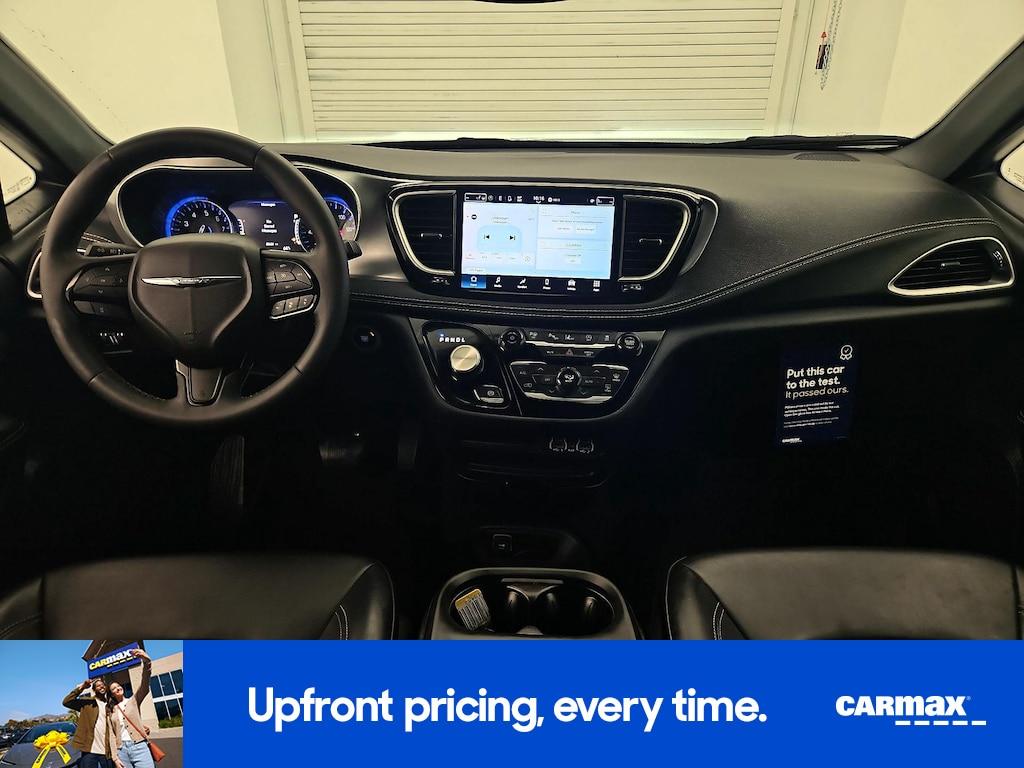 used 2024 Chrysler Pacifica car, priced at $34,998