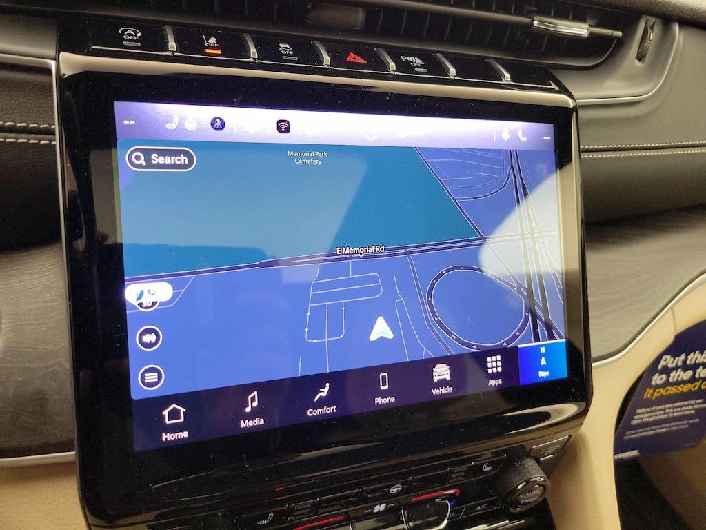 used 2025 Jeep Grand Cherokee car, priced at $41,998