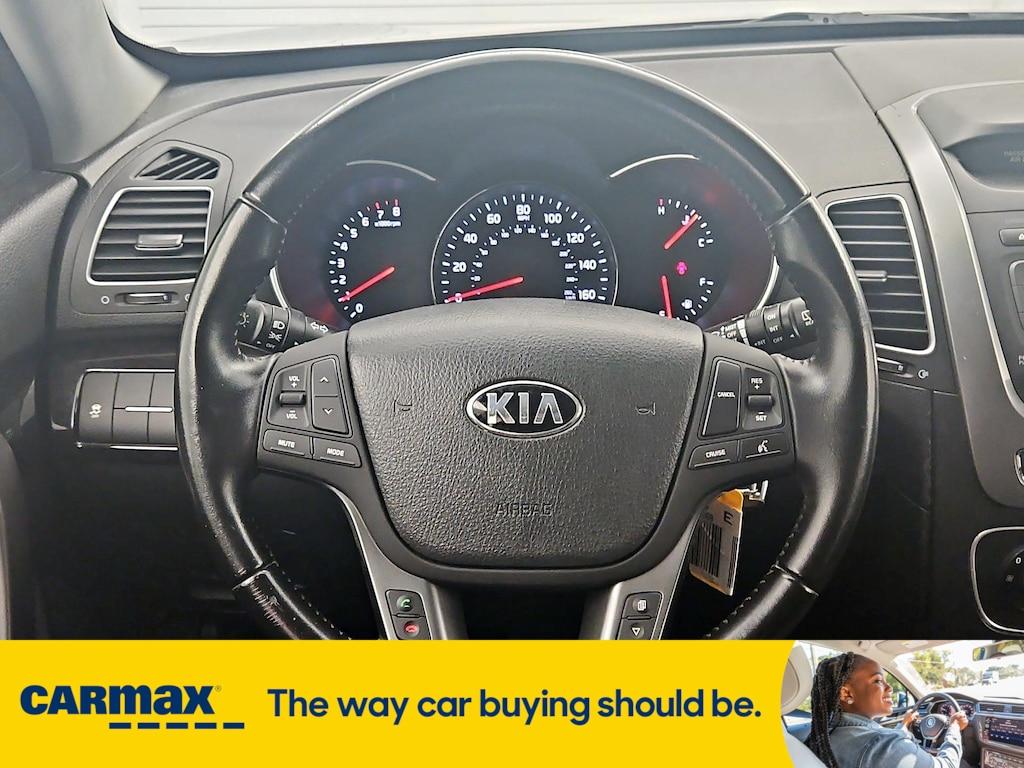 used 2014 Kia Sorento car, priced at $12,998