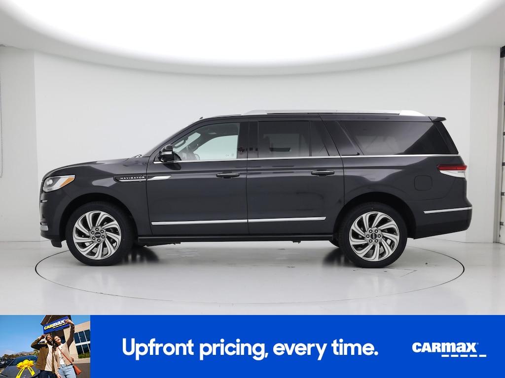used 2023 Lincoln Navigator L car, priced at $58,998