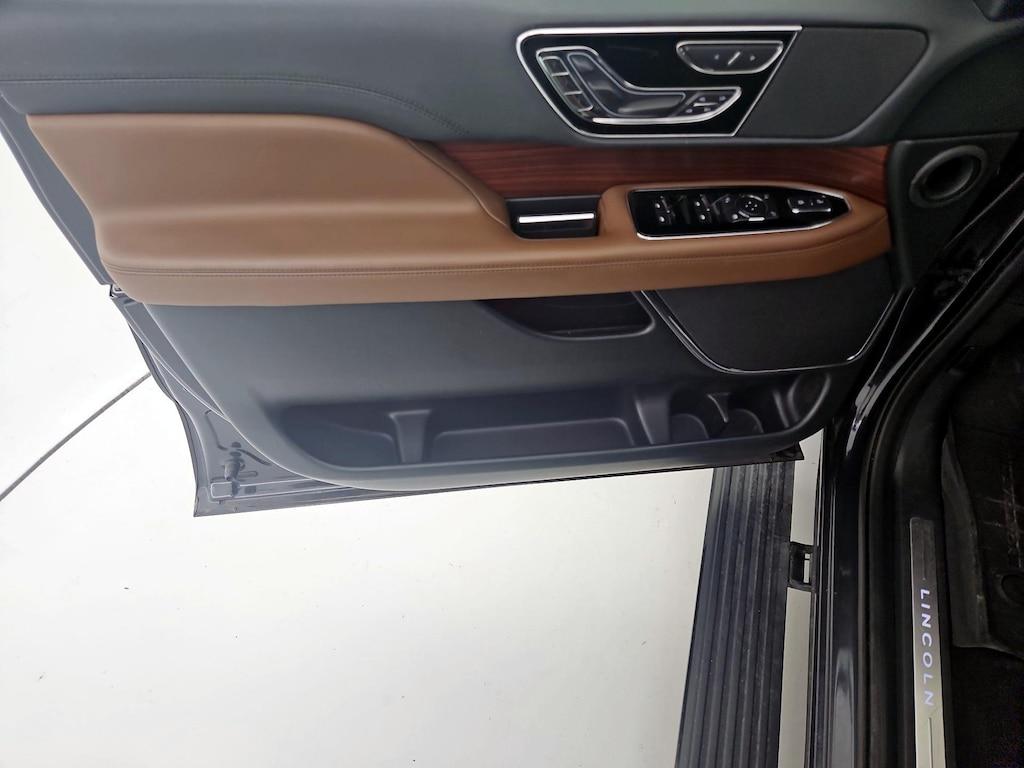 used 2023 Lincoln Navigator L car, priced at $58,998