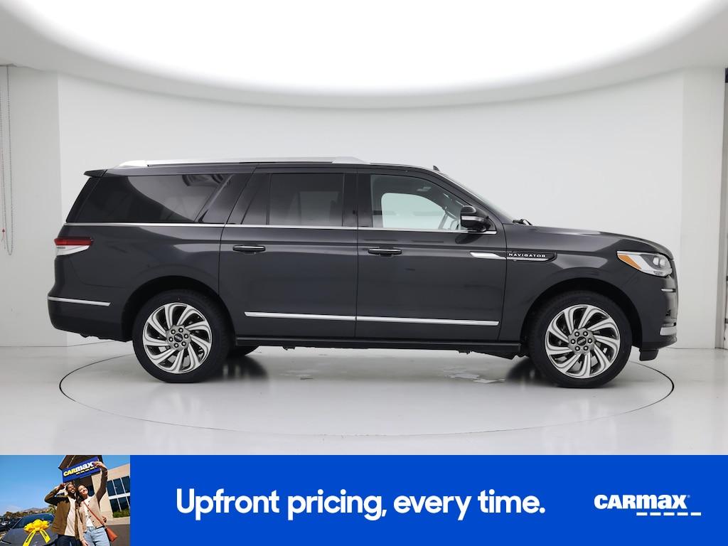 used 2023 Lincoln Navigator L car, priced at $58,998