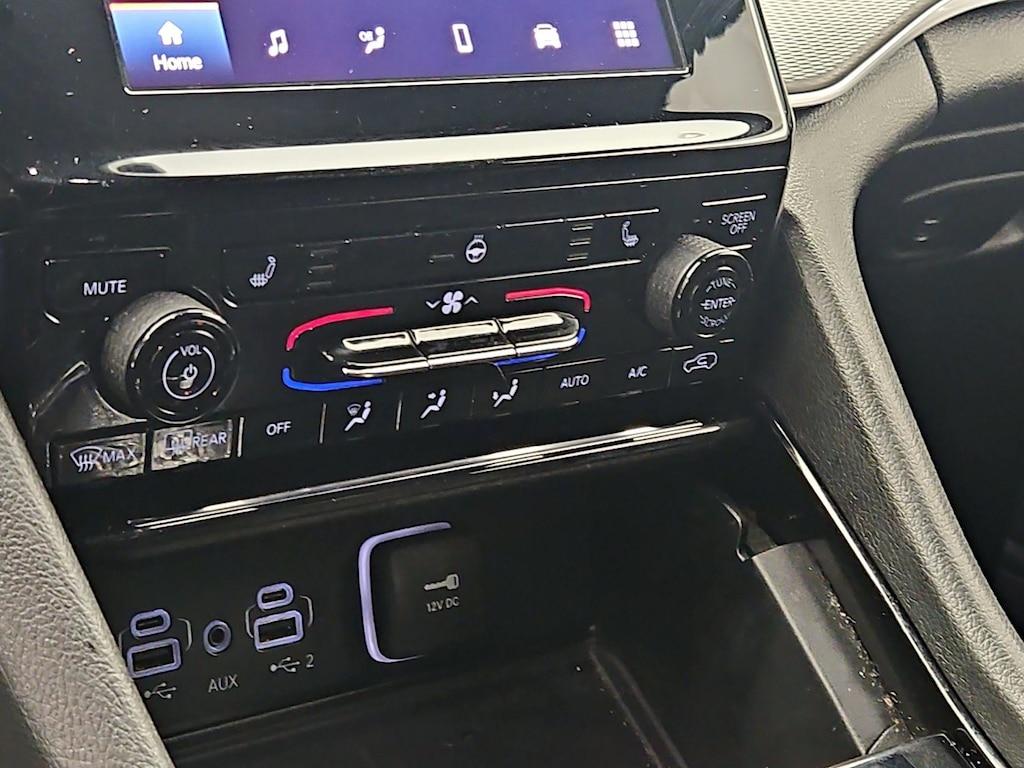 used 2023 Jeep Grand Cherokee L car, priced at $31,998