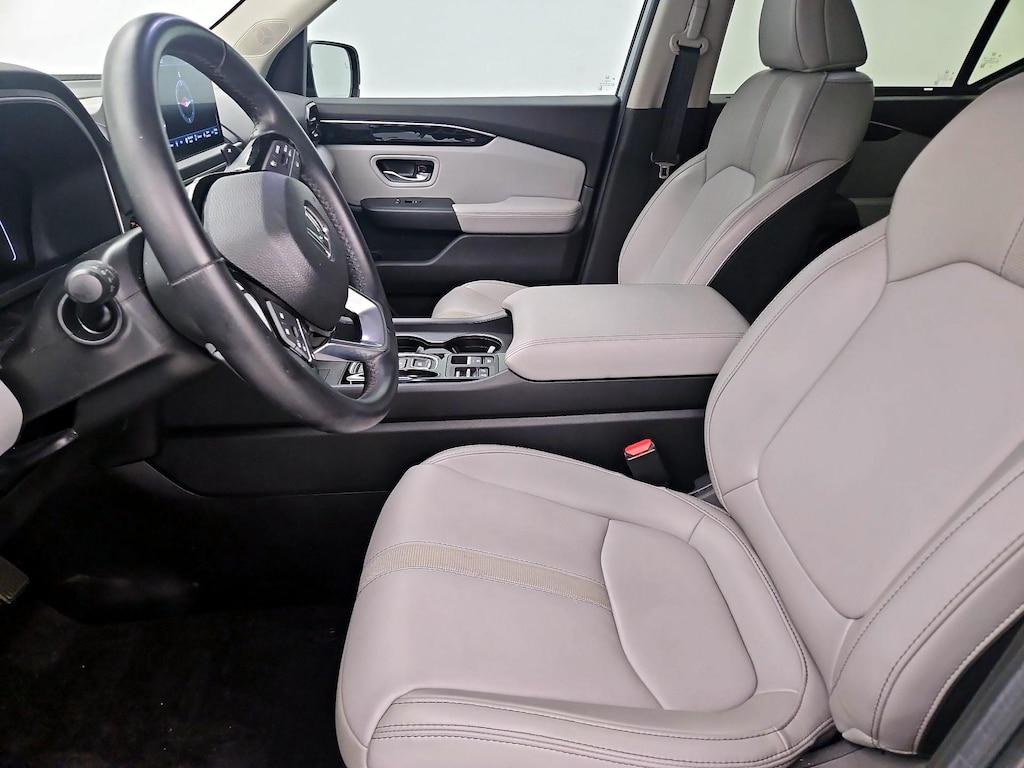 used 2025 Honda Pilot car, priced at $38,998