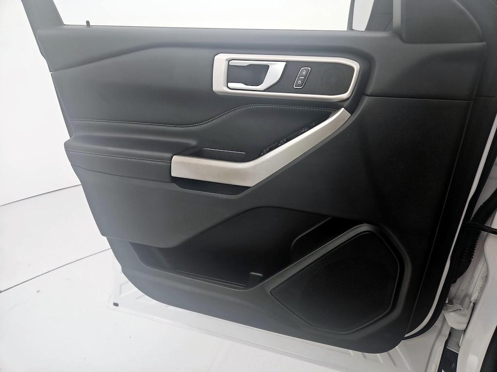 used 2022 Ford Explorer car, priced at $27,998