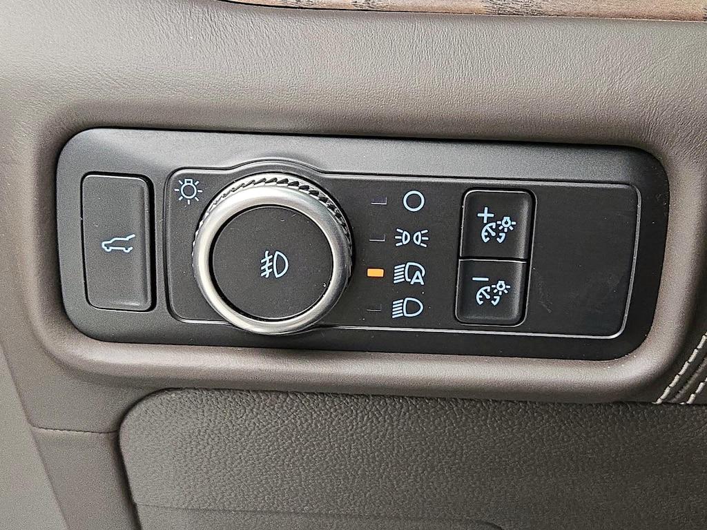 used 2020 Ford Explorer car, priced at $33,998