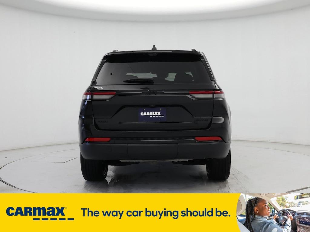 used 2023 Jeep Grand Cherokee car, priced at $35,998