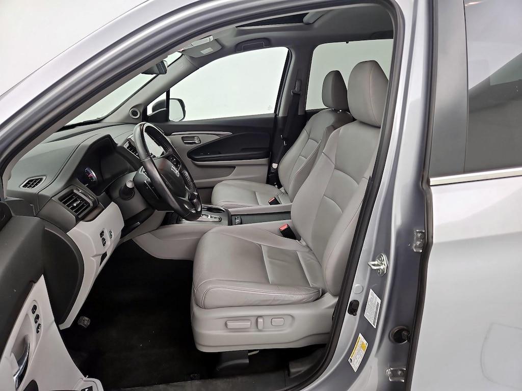 used 2022 Honda Pilot car, priced at $33,998