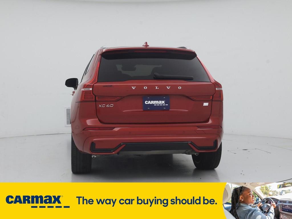 used 2022 Volvo XC60 Recharge Plug-In Hybrid car, priced at $32,998