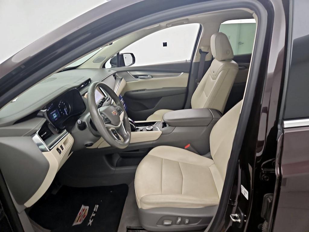 used 2021 Cadillac XT5 car, priced at $27,998