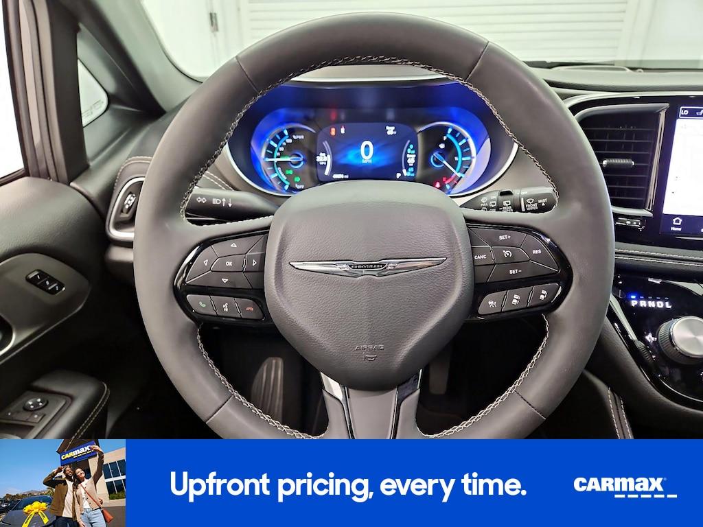 used 2022 Chrysler Pacifica Hybrid car, priced at $29,998