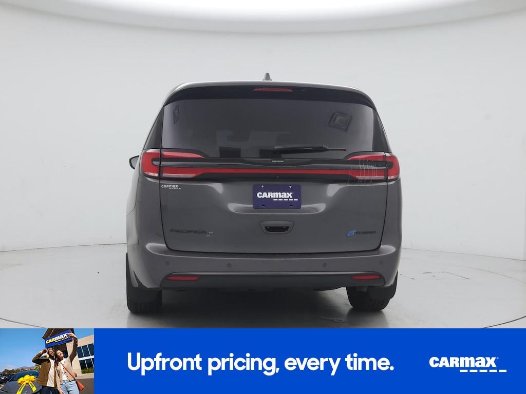 used 2022 Chrysler Pacifica Hybrid car, priced at $29,998