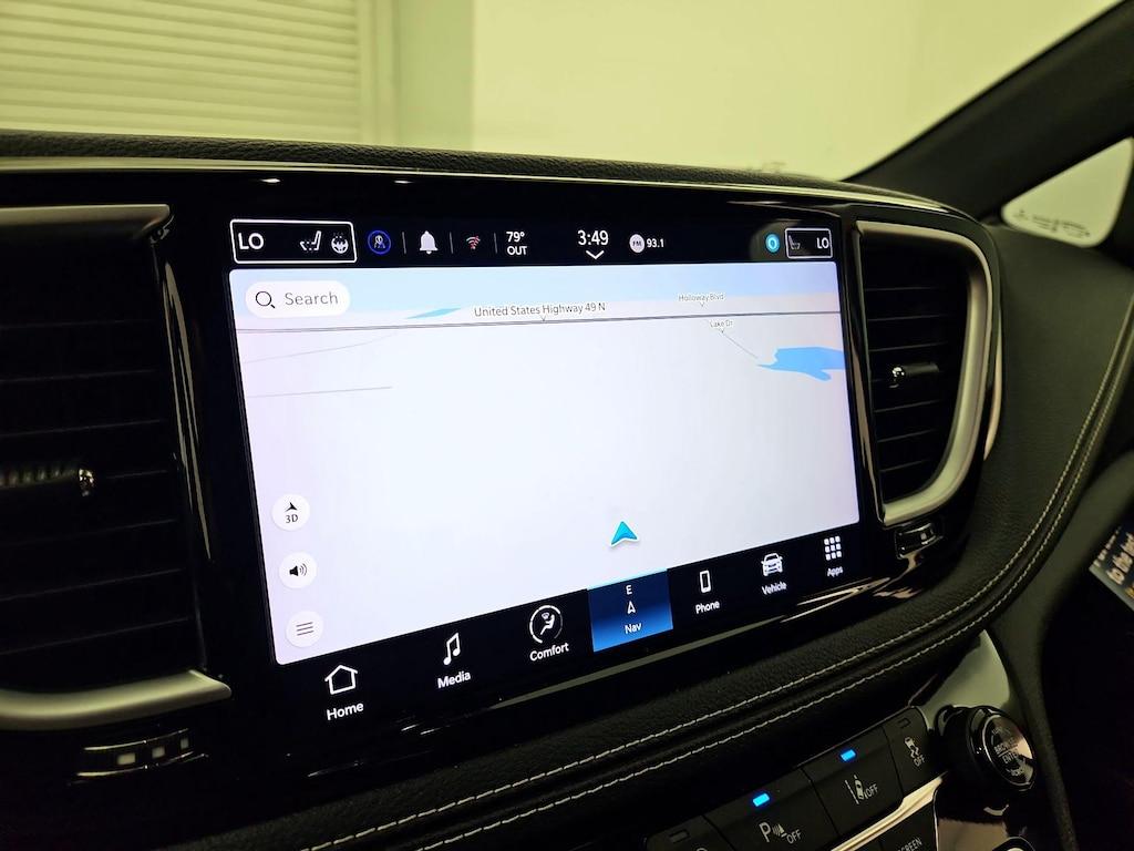 used 2022 Chrysler Pacifica Hybrid car, priced at $29,998