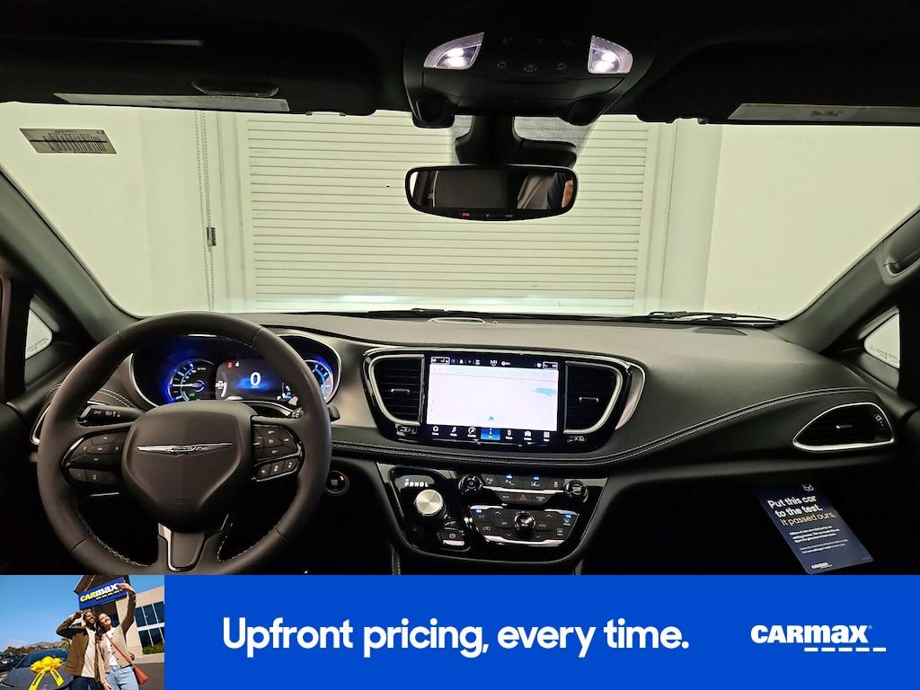 used 2022 Chrysler Pacifica Hybrid car, priced at $29,998