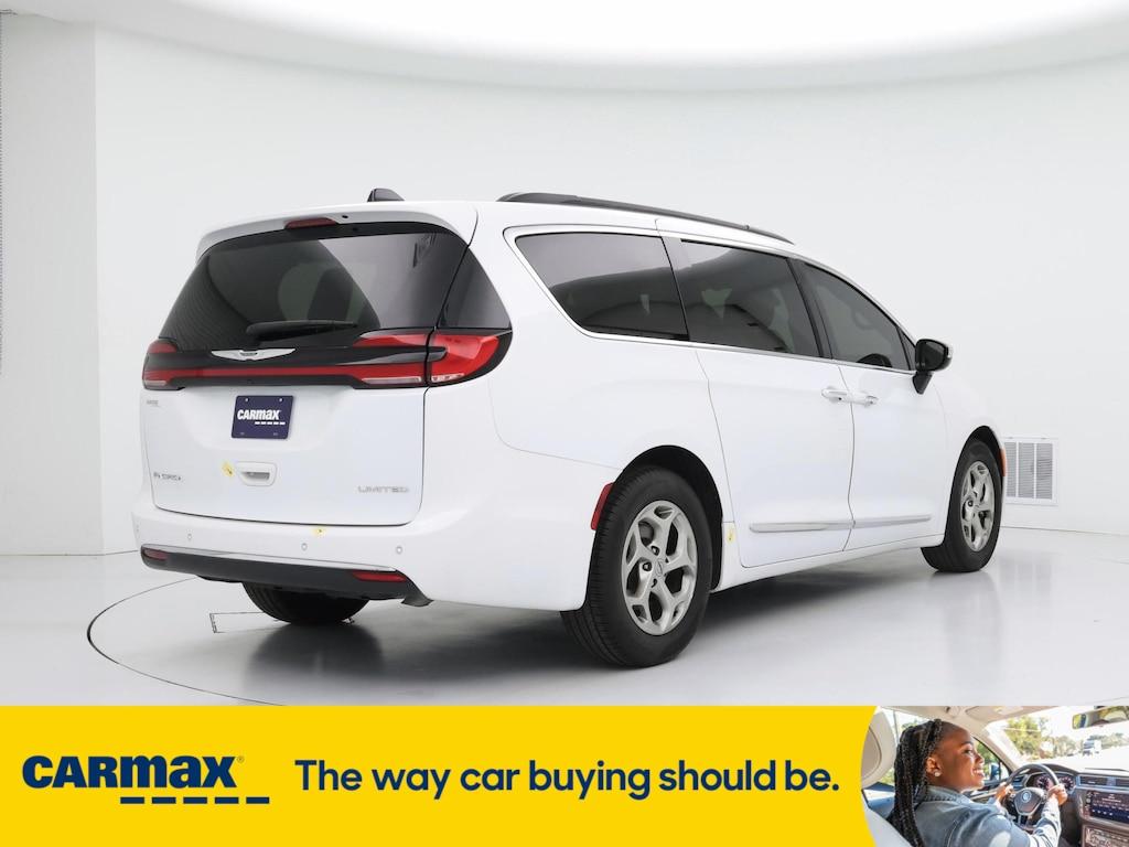 used 2023 Chrysler Pacifica car, priced at $37,998