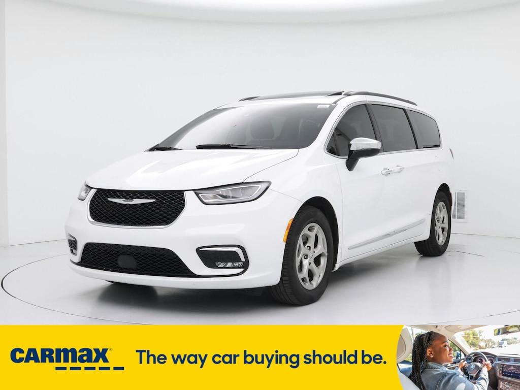 used 2023 Chrysler Pacifica car, priced at $37,998