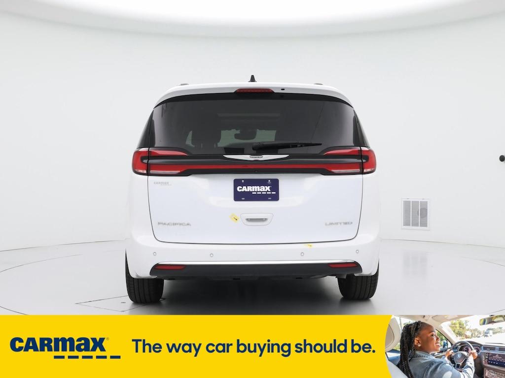 used 2023 Chrysler Pacifica car, priced at $37,998
