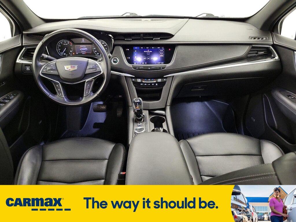 used 2020 Cadillac XT5 car, priced at $23,998