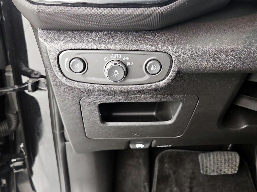 used 2021 Chevrolet TrailBlazer car, priced at $20,998