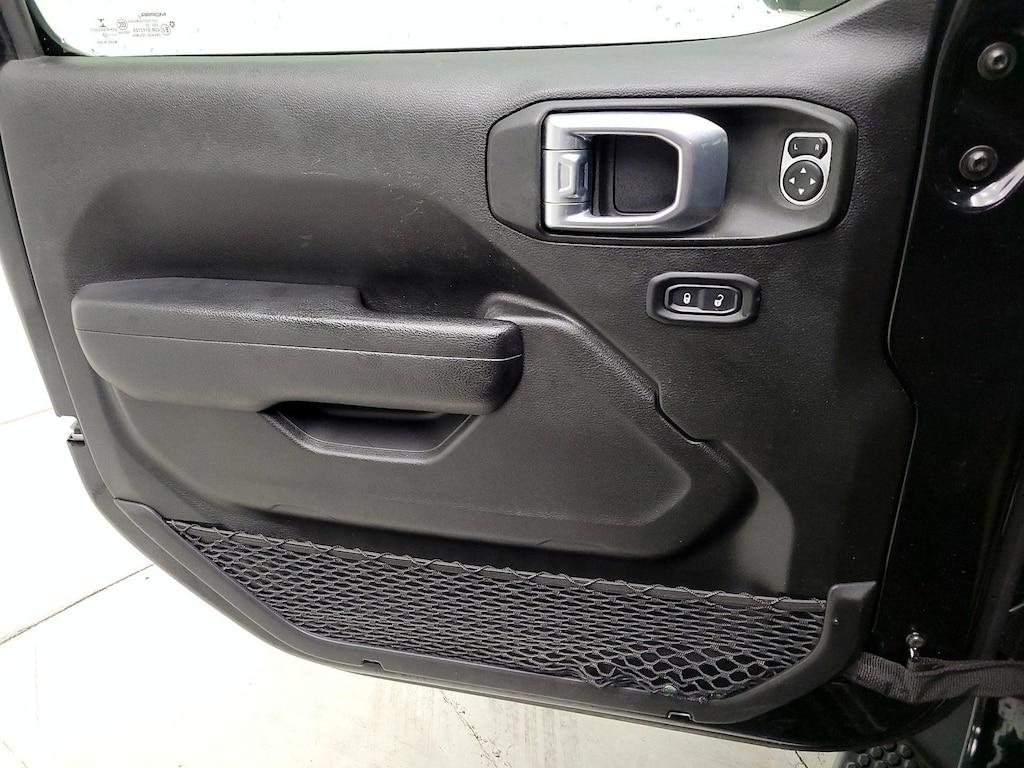 used 2022 Jeep Wrangler car, priced at $32,998