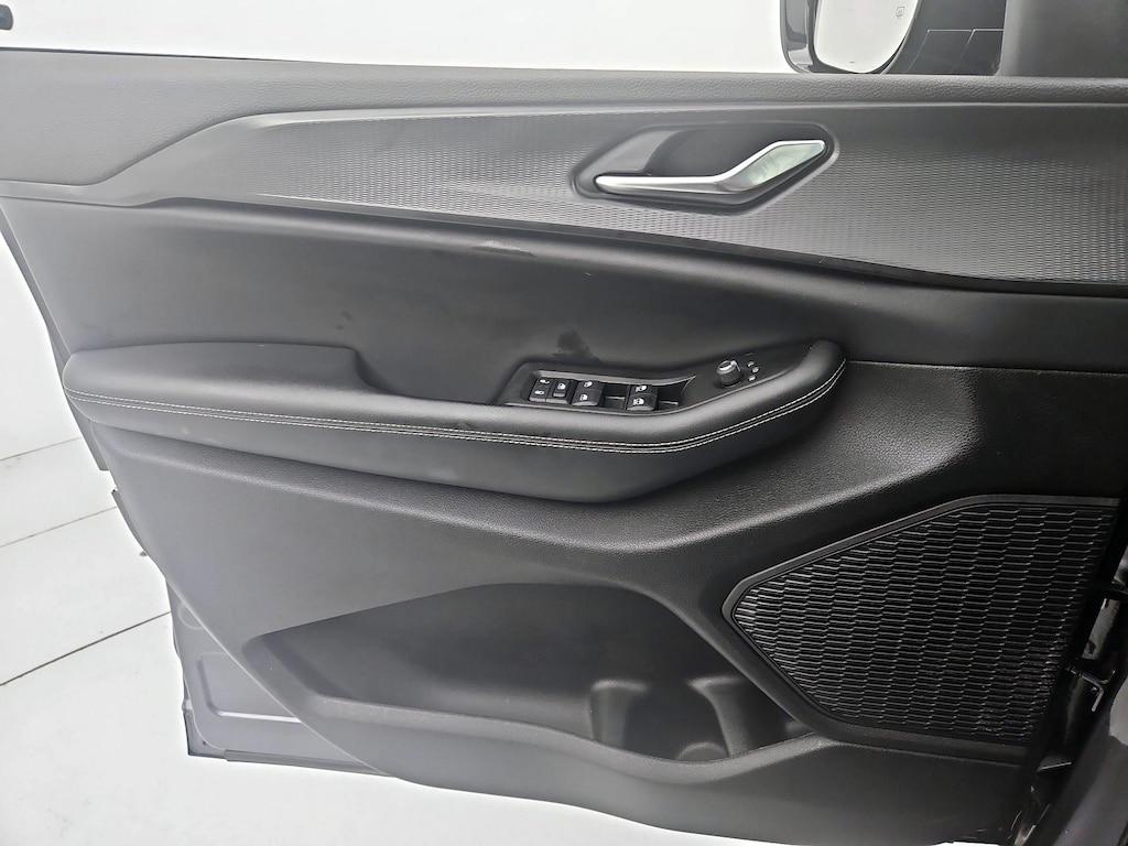 used 2024 Jeep Grand Cherokee car, priced at $32,998