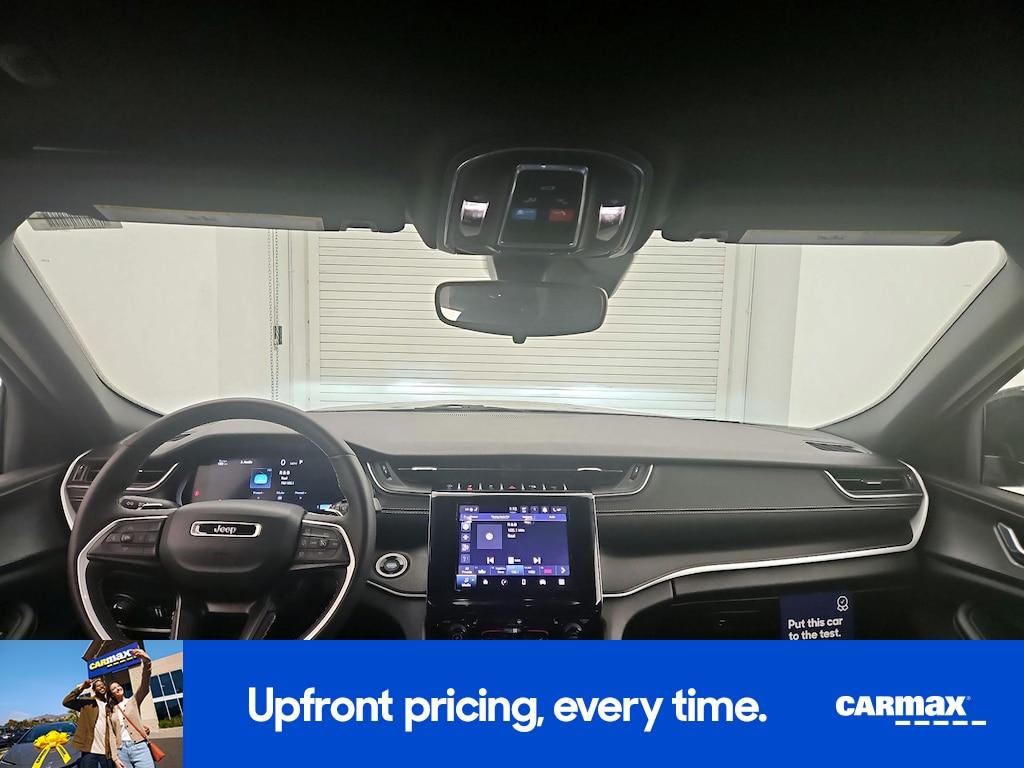 used 2024 Jeep Grand Cherokee car, priced at $32,998