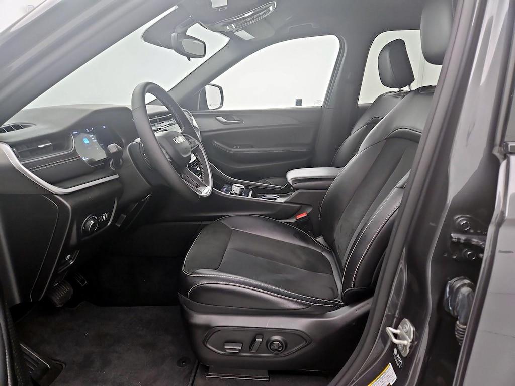 used 2024 Jeep Grand Cherokee car, priced at $32,998