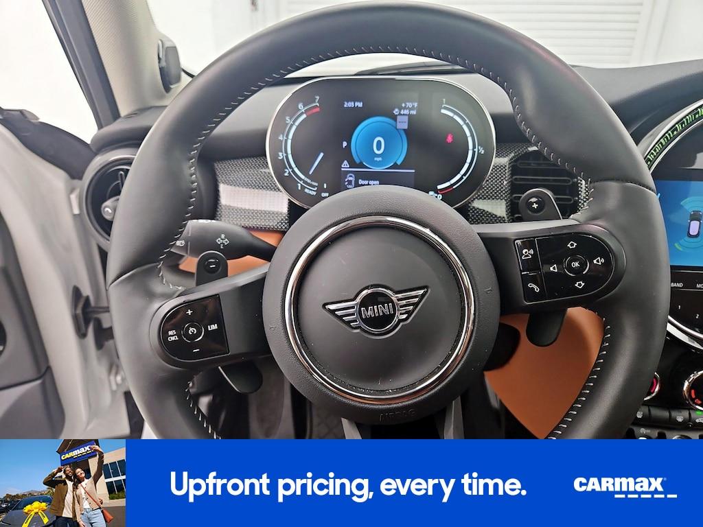 used 2023 MINI Hardtop car, priced at $27,998