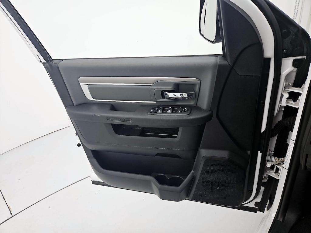 used 2023 Ram 1500 Classic car, priced at $27,998