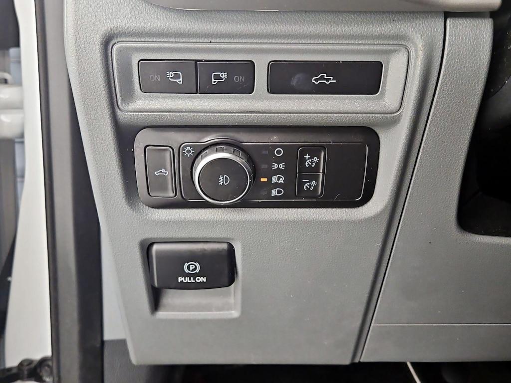 used 2021 Ford F-150 car, priced at $33,998