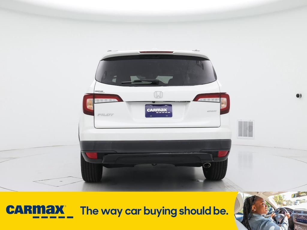 used 2022 Honda Pilot car, priced at $29,998
