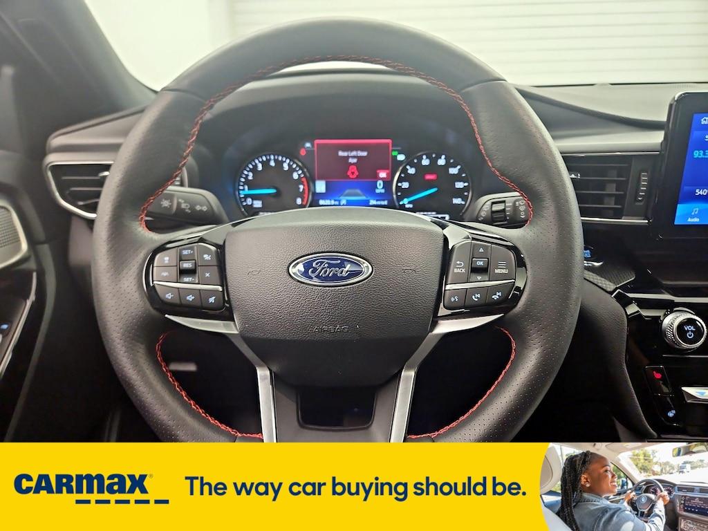used 2024 Ford Explorer car, priced at $38,998