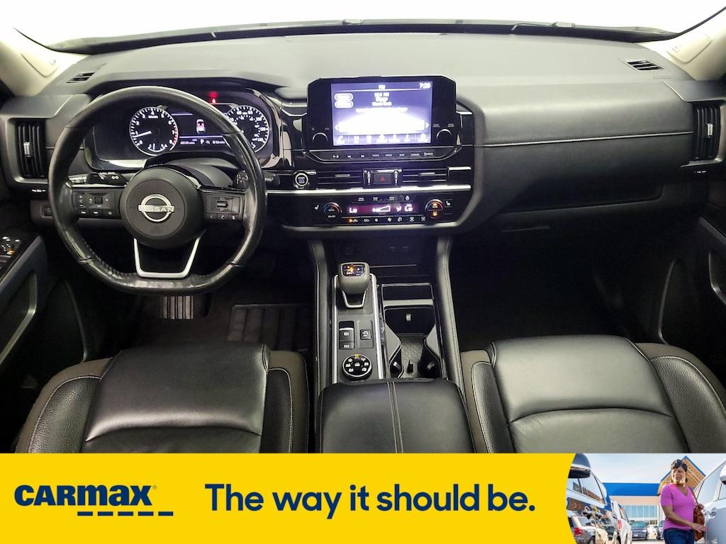 used 2022 Nissan Pathfinder car, priced at $31,998